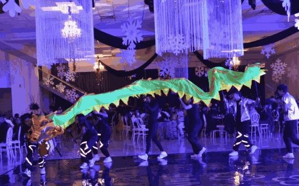 凝聚团队力量，共迎崭新一年——足球彩票墨西哥圣诞晚会温馨登场